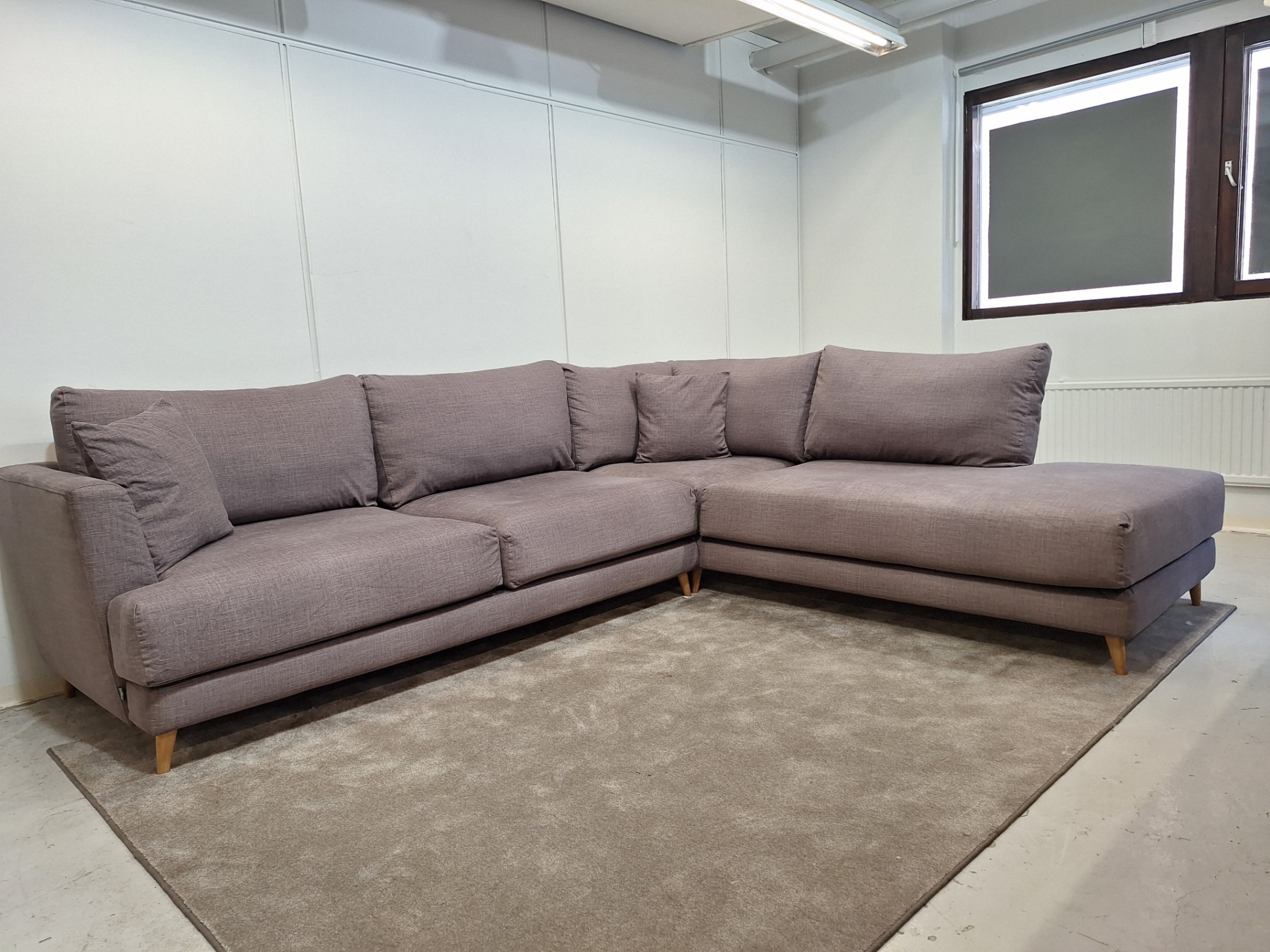 Bellus Andango Kulmasohva 