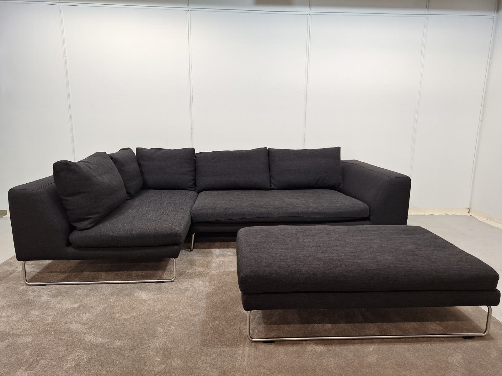 Adea Band untuva Kulmasohva+Rahi irtopäällisellä