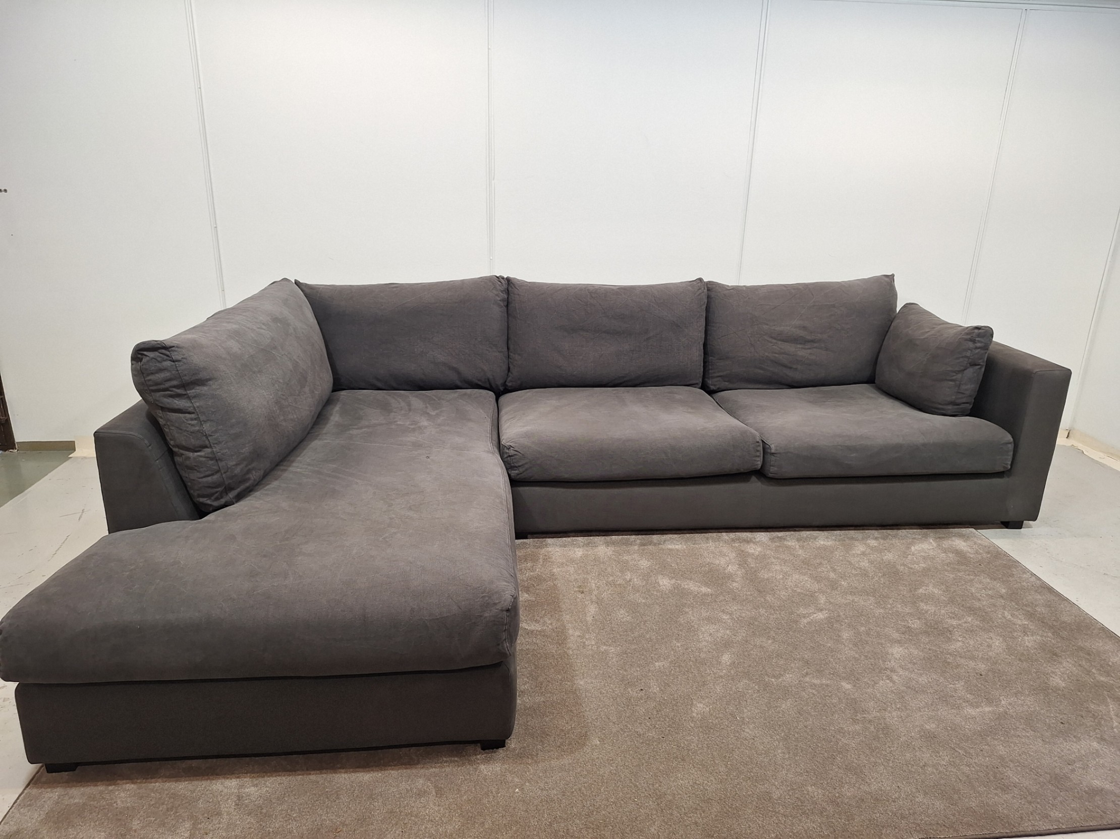 Cobellon Untuva Kulmasohva(Vain istuimentyynyt)