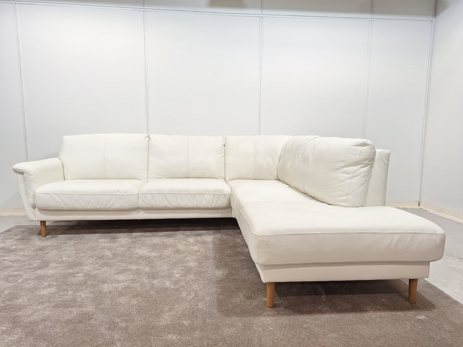 Pohjanmaan aitonahka kulmasohva