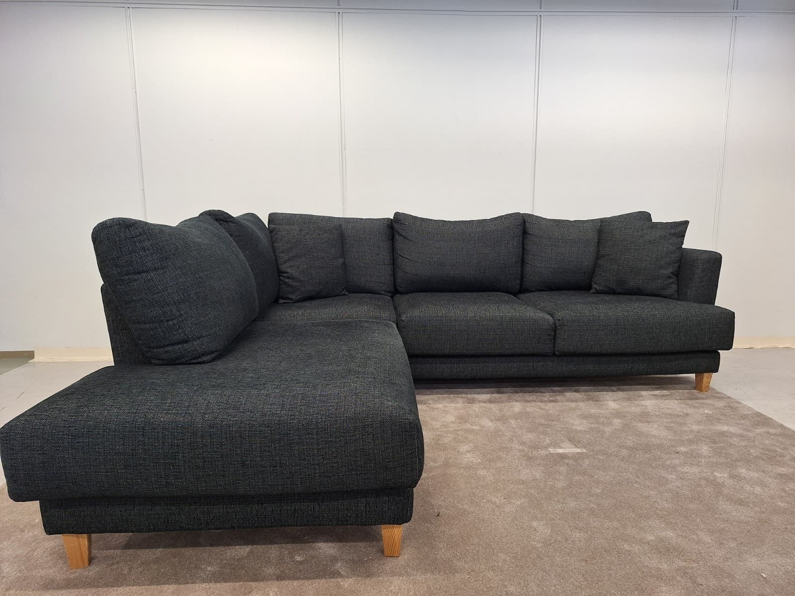 Bellus Andango Kulmasohva