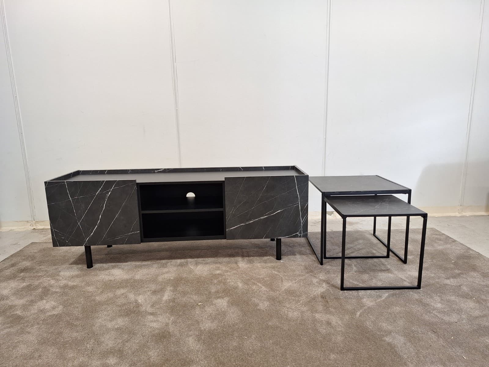 Tyylikäs Tv taso + sohvapöytä( 2kpl )